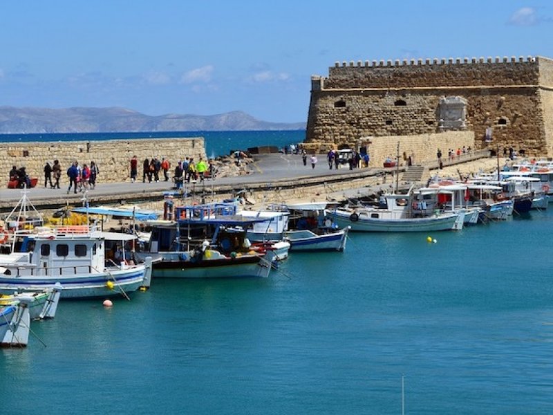 Ηράκλειο: Πτώμα 66χρονου επέπλεε στο λιμάνι