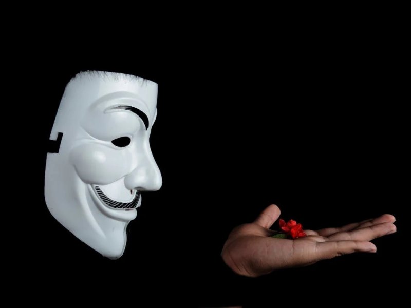 10+1 “Σκοτεινά” Tips Ευτυχίας (που δουλεύουν στην πράξη)