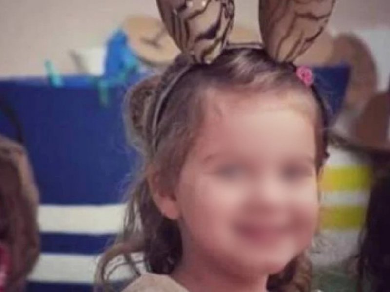 Πάτρα: Σημάδια από νύχια γυναίκας είχε στο πρόσωπό της η Μαλένα, σύμφωνα με το πόρισμα των ιατροδικαστών
