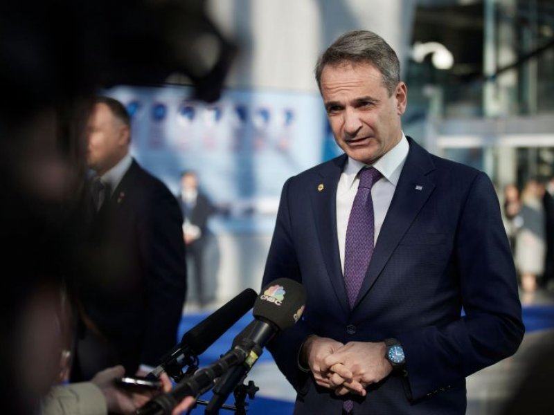 Συνάντηση Μητσοτάκη με τον νέο αμερικανό πρέσβη και στη συνέχεια ομιλία στη Βουλή για την αμυντική συμφωνία Ελλάδας - ΗΠΑ