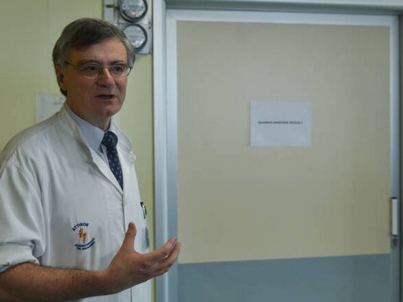 Ευλογιά των πιθήκων: Ο Σωτήρης Τσιόδρας ανέλαβε το ύποπτο περιστατικό - Τη Δευτέρα τα αποτελέσματα