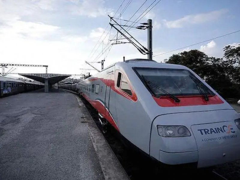 Λάρισα: Νεκρός 21χρονος – Τον παρέσυρε τρένο